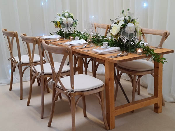 Light Wood Rustic Table Light Wood Rustic Table