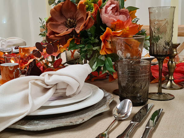 Grey Glassware set of Wine, Champagne Flute & Tumbler set Grey Glassware set of Wine, Champagne Flute & Tumbler set